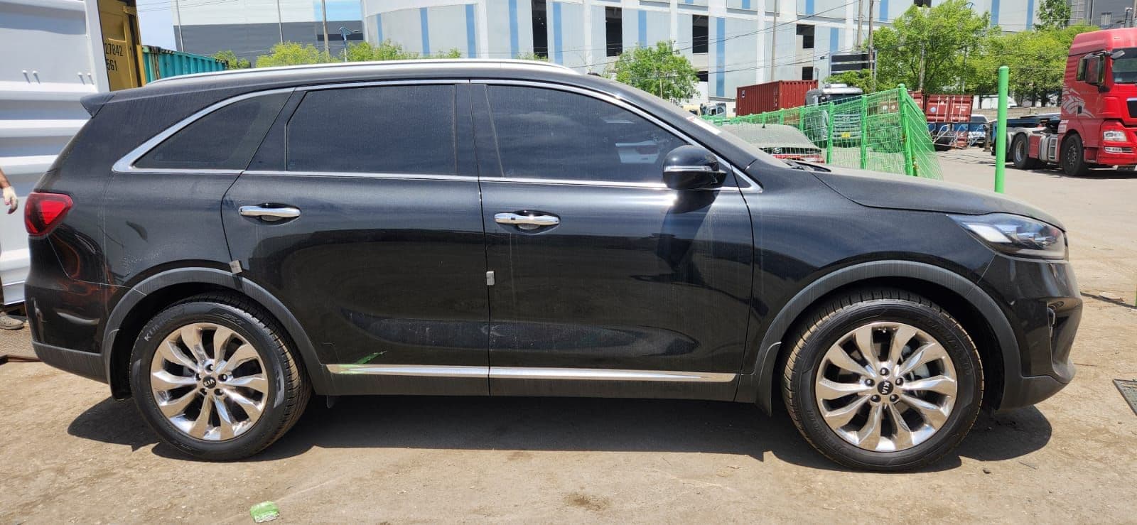 Carify Korea car delivery photo